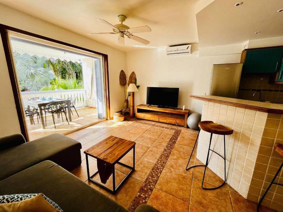 Le Palmier Bleu, Cocon Tropical, Plage & Piscine Anse Marcel Exterior photo